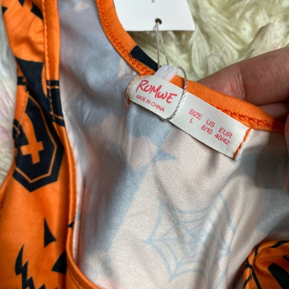 ROMWE black and orange Halloween crop top - Picture 5 of 6